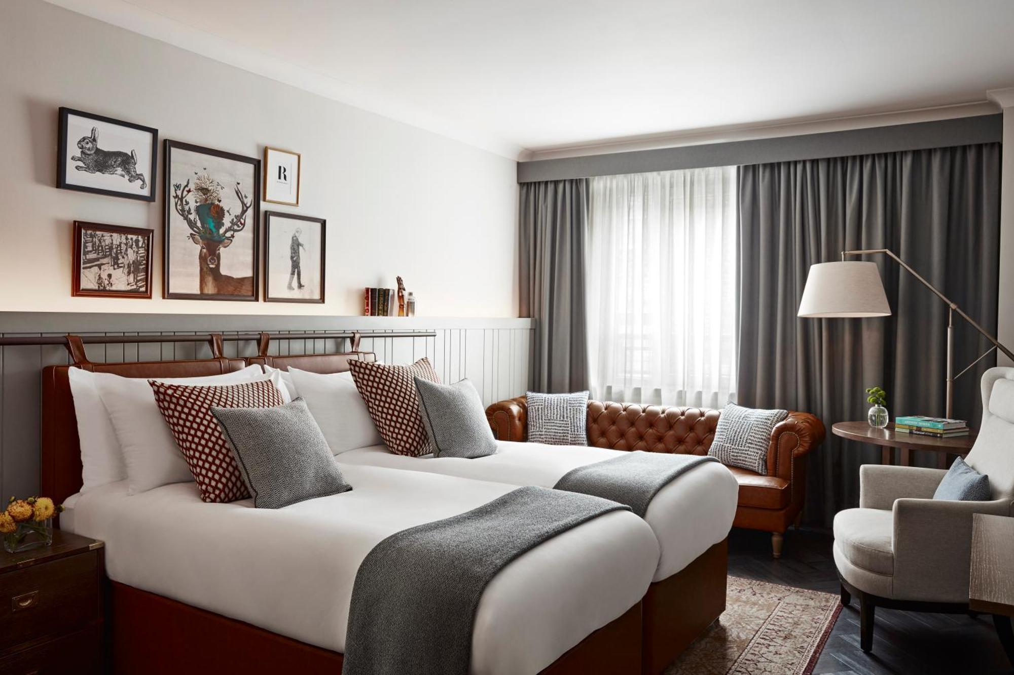 Essential Twin Room